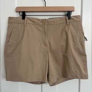 Talbots Girlfriend Chino Shorts 12P Khaki 6” Inseam Mid Rise Casual Summer NWT